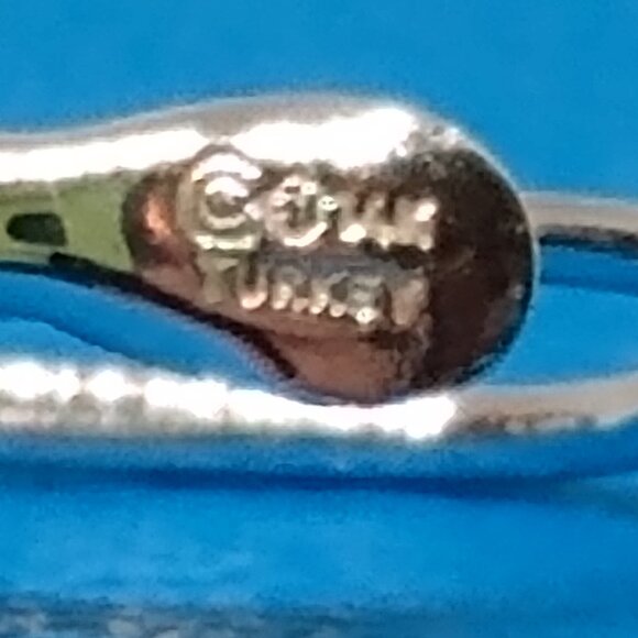 Solid 14k white gold earrings - Picture 4 of 10